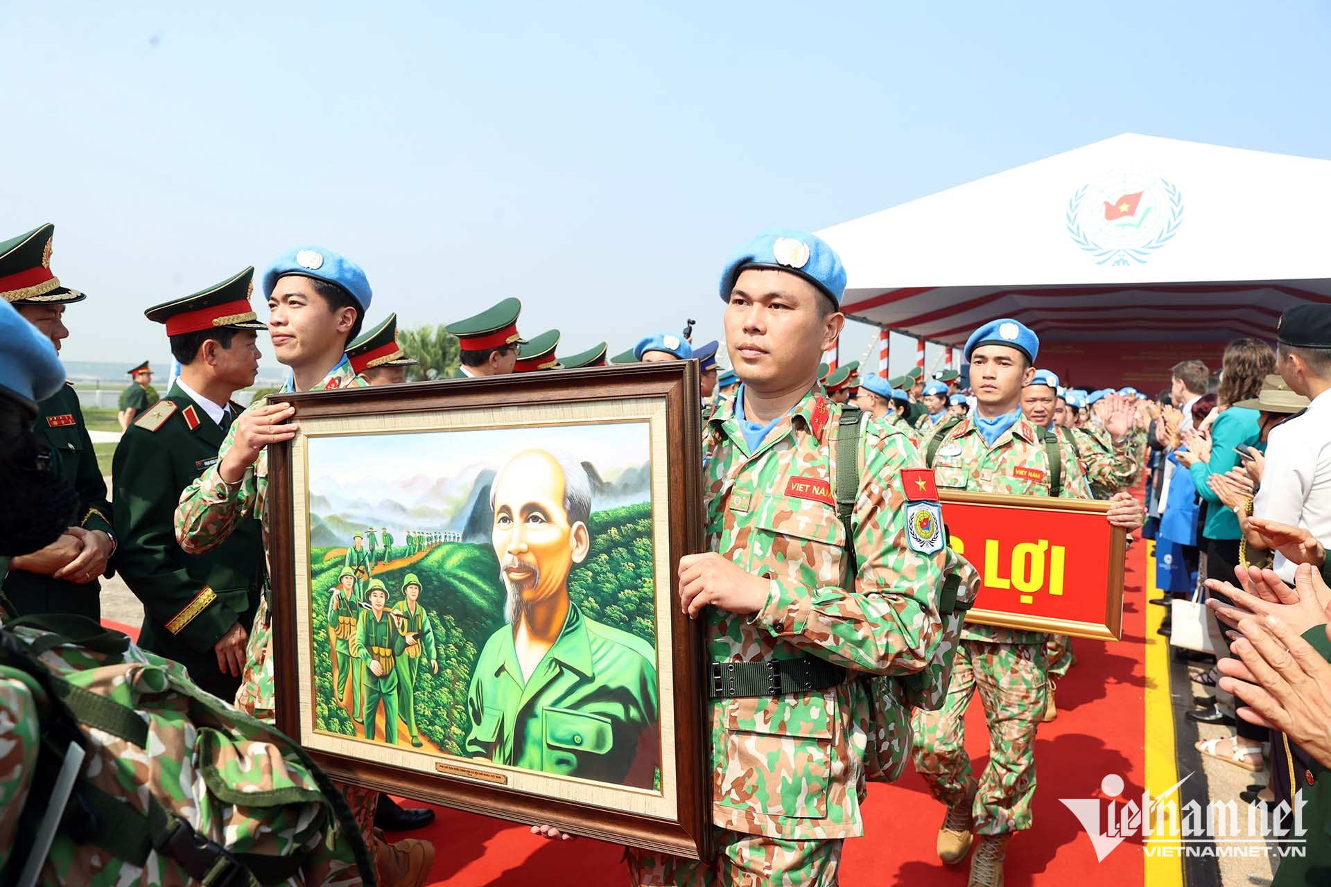 /UploadStore/admin/260922 anh vietnamnet/16.jpg